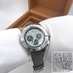 Breitling Avenger B01 Chronograph 44 (код 1371)