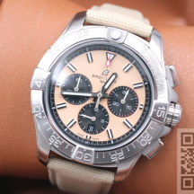 Breitling Avenger B01 Chronograph 44 (код 1370)