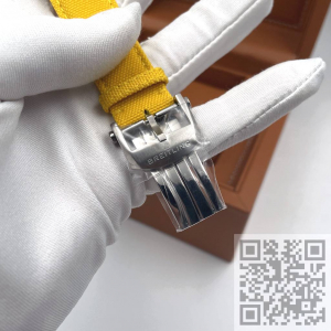 Breitling Avenger B01 Chronograph 44 (код 1374) Breitling Avenger B01 Chronograph 44 (код 1374)