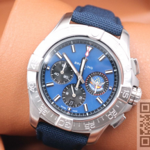 Breitling Avenger B01 Chronograph 44 (код 1375)
