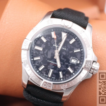 Breitling Avenger Automatic 42 (код 1399)