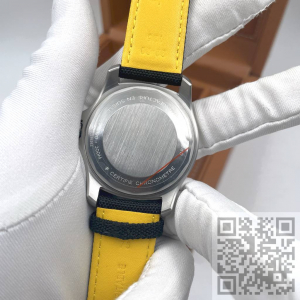 Breitling Avenger Automatic 42 (код 1399) Breitling Avenger Automatic 42 (код 1399)