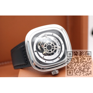 SEVENFRIDAY P-SERIES WATCH P1B/01 (код 001) SEVENFRIDAY P-SERIES WATCH P1B/01 (код 001)