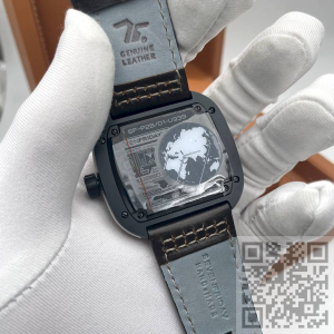 SEVENFRIDAY (код 027)