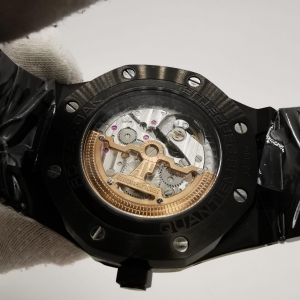 Audemars Piguet Royal Oak (код 135) Audemars Piguet Royal Oak (код 135)