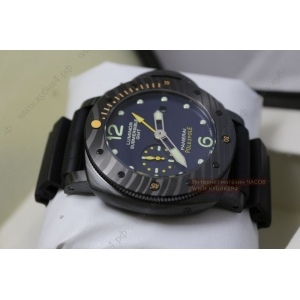 PANERAI Luminor Submersible POLE2POLE (код 070)