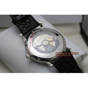 Piaget (код 052)