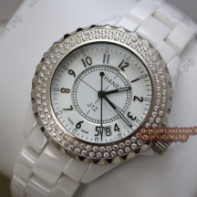 CHANEL J12 White (код 067)