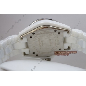 CHANEL J12 White (код 069)