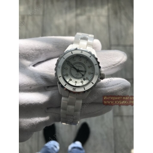 CHANEL J12 White (код 069)