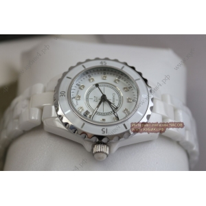 CHANEL J12 White (код 069)
