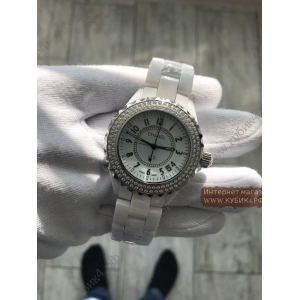 CHANEL J12 White (код 070) CHANEL J12 White (код 070)