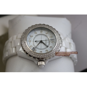 CHANEL J12 White (код 073)