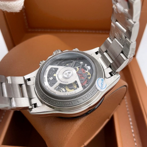 Rolex Oyster Perpetual (код 245) Rolex Oyster Perpetual (код 245)