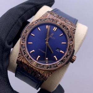 HUBLOT Classic fusion fuente (код 607)