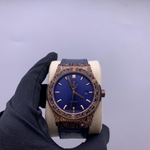 HUBLOT Classic fusion fuente (код 607)