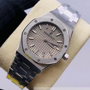 Audemars Piguet Royal Oak (код 108-02) Audemars Piguet Royal Oak (код 108-02)