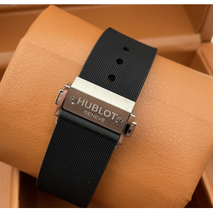 HUBLOT Classic Fusion (код 541-01) HUBLOT Classic Fusion (код 541-01)