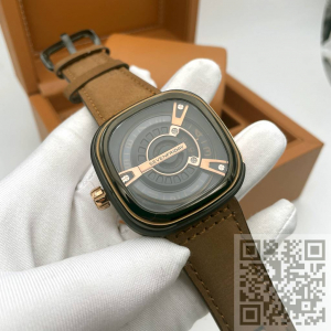 SEVENFRIDAY M2/02 (код 042) SEVENFRIDAY M2/02 (код 042)