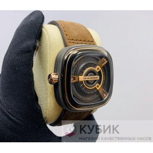 SEVENFRIDAY M2/02 (код 042) SEVENFRIDAY M2/02 (код 042)