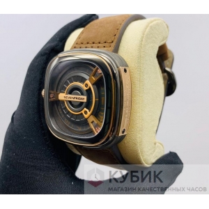 SEVENFRIDAY M2/02 (код 042) SEVENFRIDAY M2/02 (код 042)