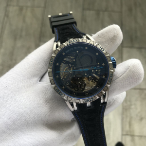Roger Dubuis (код 058)
