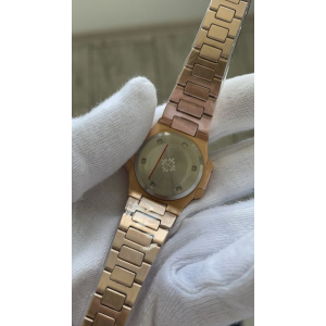 Patek Philippe Nautilus Lady (код 340) Patek Philippe Nautilus Lady (код 340)