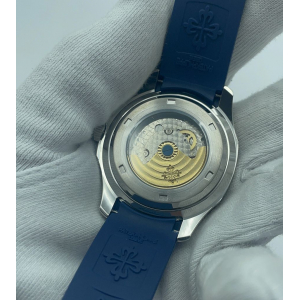 Patek Philippe AQUANAUT (код 412) Patek Philippe AQUANAUT (код 412)