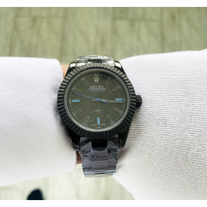 Rolex Oyster Perpetual Milgauss (код 381) Rolex Oyster Perpetual Milgauss (код 381)