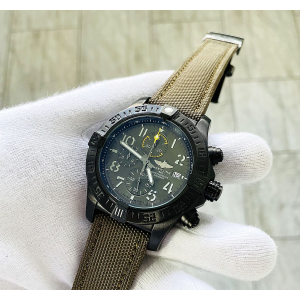 BREITLING Chronometer Avenger (код 395)