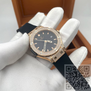 HUBLOT Classic Fusion Tutti Frutti (код 735) HUBLOT Classic Fusion Tutti Frutti (код 735)