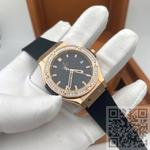 HUBLOT Classic Fusion Tutti Frutti (код 745) HUBLOT Classic Fusion Tutti Frutti (код 745)