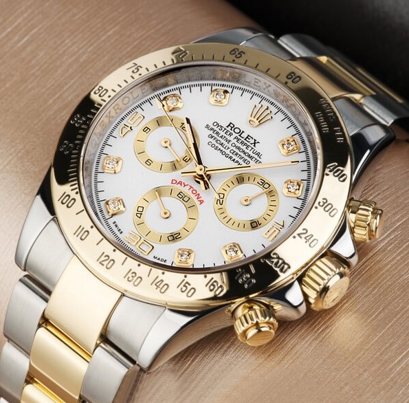 Часы Rolex на металлическом браслете